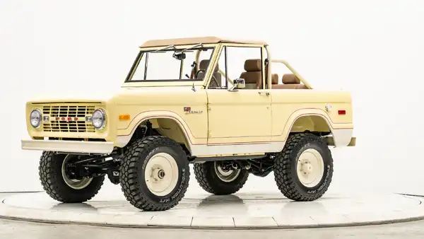 1967 Vintage Ford Bronco For Sale_3 Drivers Side Front 3.4