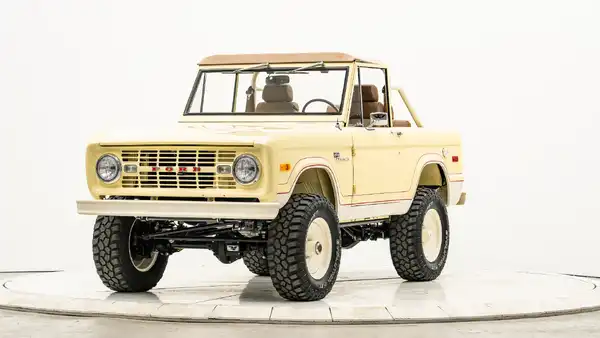 1967 Vintage Ford Bronco For Sale_4 Drivers Side Front 