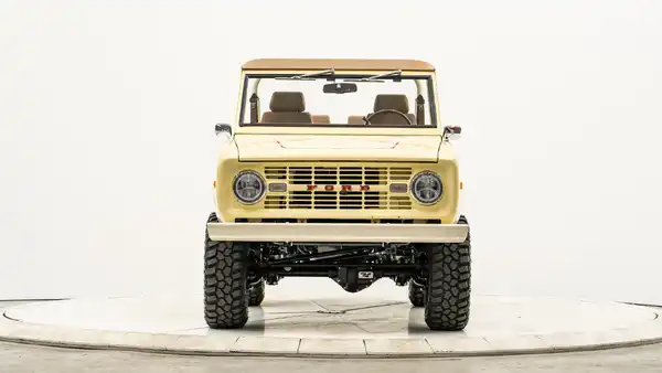 1967 Vintage Ford Bronco For Sale_5 Front