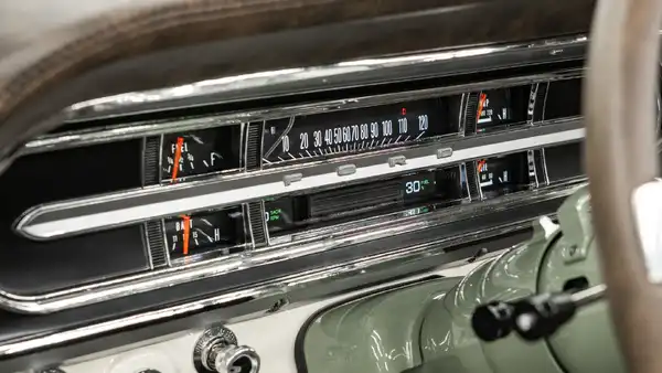 1972 Vintage Ford F100 For Sale_15 Dakota Digital Gauges