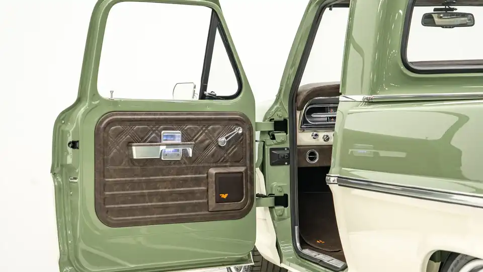 1972 Vintage Ford F100 For Sale_22 Interior Copy