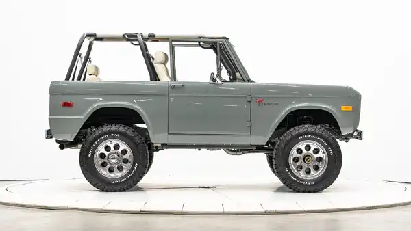 1966 Ford Bronco For Sale_8 Passenger Side