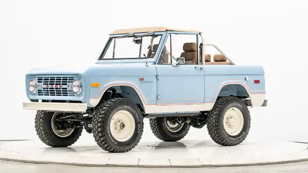 1974 Vintage Ford Bronco For Sale_3 Drivers Side Front 3.4