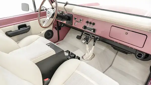 1971 Ford Bronco For Sale_18 Passenger Side Interior