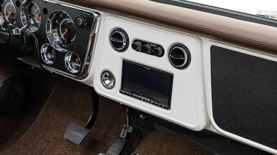 1969 Chevy K5 Blazer_20 Interior