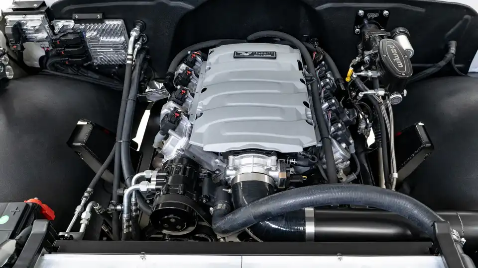 1969 Chevy K5 Blazer_27 LT1 V8 Engine