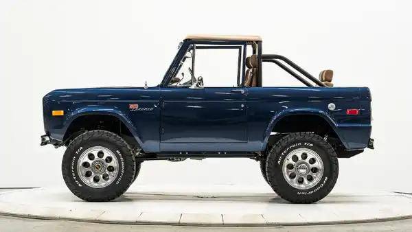 1971 Vintage Ford Bronco For Sale_2 Drivers Side 