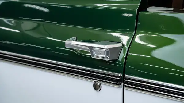 1972 Chevy K5 Blazer _25 Exterior 