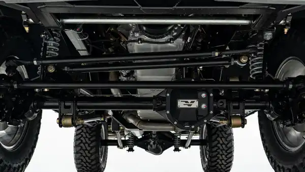 1972 Chevy K5 Blazer _27 Ford Coyote Engine