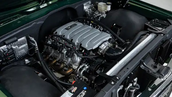 1972 Chevy K5 Blazer _26 5.0L Ford Coyote Engine