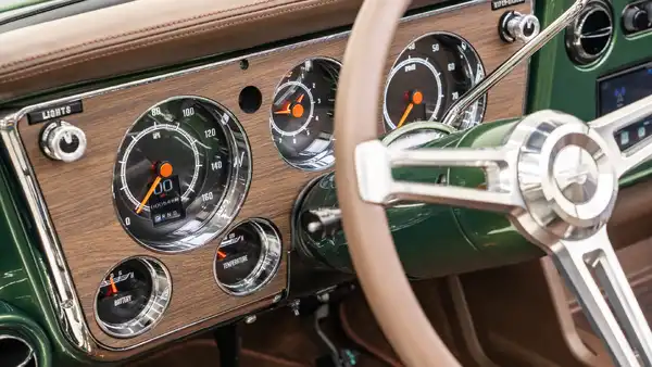 1972 Chevy K5 Blazer_17 Front Interior