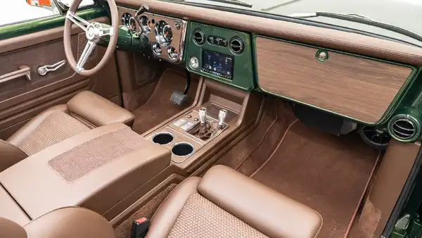 1972 Chevy K5 Blazer_18 Passenger Side Interior