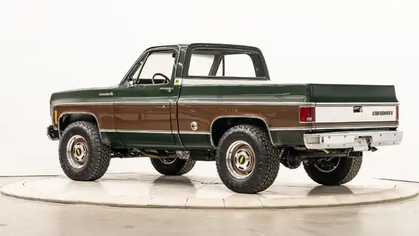 1977 Chevy K10_13 Driver Side Rear 3.4