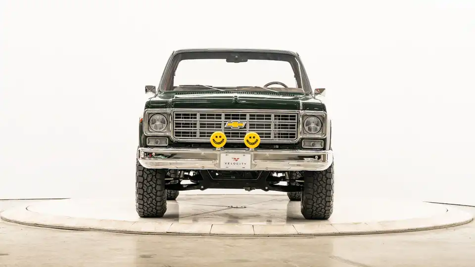 1977 Chevy K10_5 Front