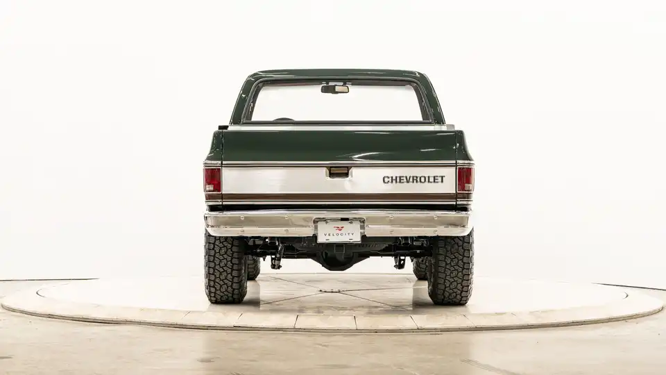 1977 Chevy K10_11 Rear Tailgate