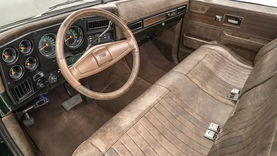 1977 Chevy K10_ 14 15 Driver Side Interior