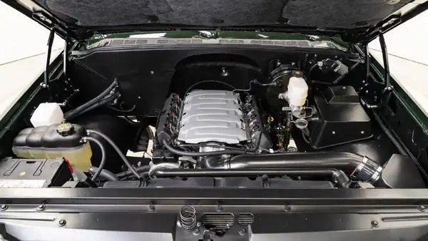 1977 Chevy K10_26 5.0L Ford Coyote Engine