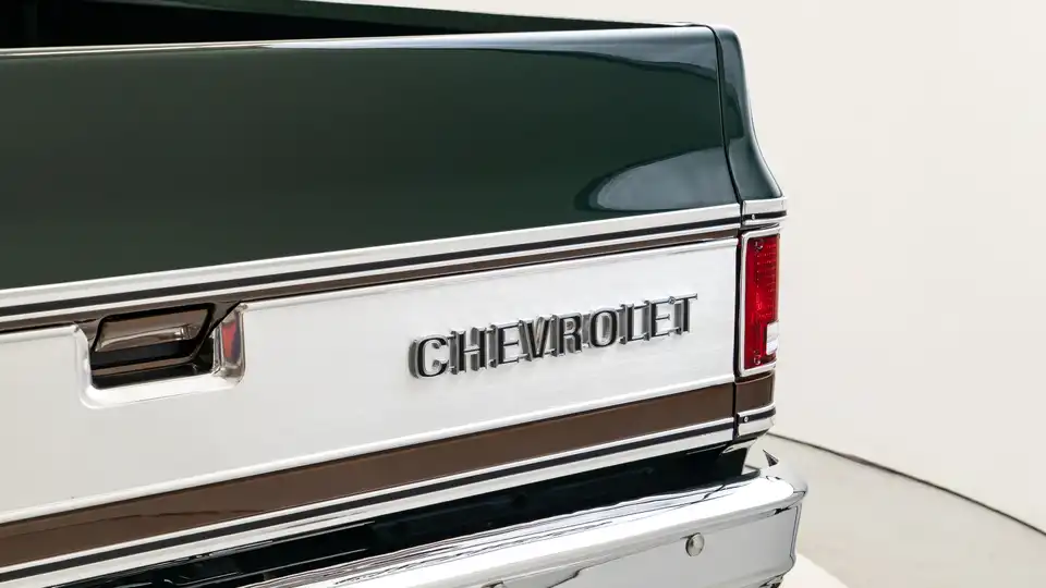 1977 Chevy K10_Exterior  Copy 2