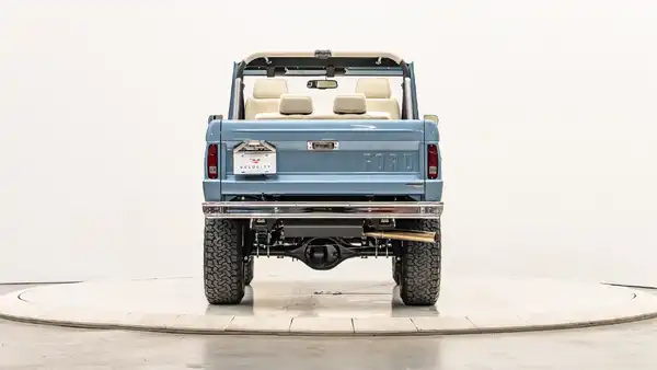 1968 Ford Bronco_11 Rear Tailgate
