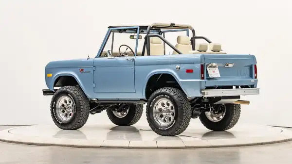 1968 Ford Bronco_13 Driver Side Rear 3.4