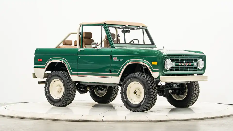 1974 Ford Bronco For Sale_7 Passenger Side Front  3.4