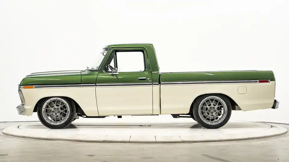 1974 Vintage Ford F100 For Sale_2 Drivers Side 