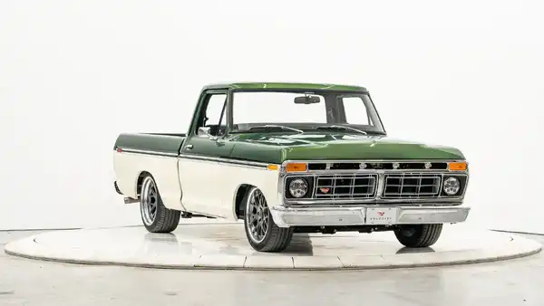 1974 Vintage Ford F100 For Sale_6 Passenger Side Front 