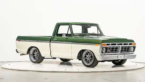 1974 Vintage Ford F100 For Sale_7 Passenger Side Front  3.4