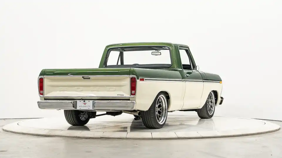 1974 Vintage Ford F100 For Sale_10 Passenger Side Rear