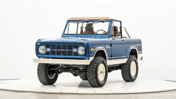 1972 Vintage Ford Bronco For Sale_4 Drivers Side Front 