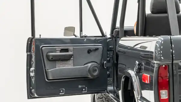 1967 Ford Bronco For Sale_20 Interior