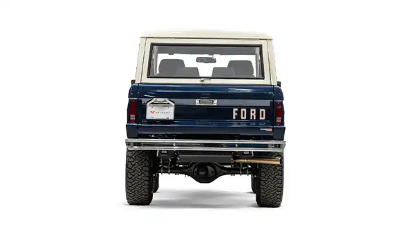 1976 Classic Ford Bronco_11 Rear Tailgate