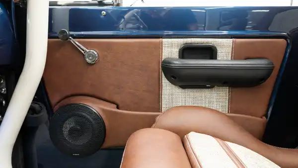1976 Classic Ford Bronco_19 Interior