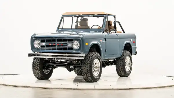 1970 Classic Ford Bronco For Sale_4 Drivers Side Front 