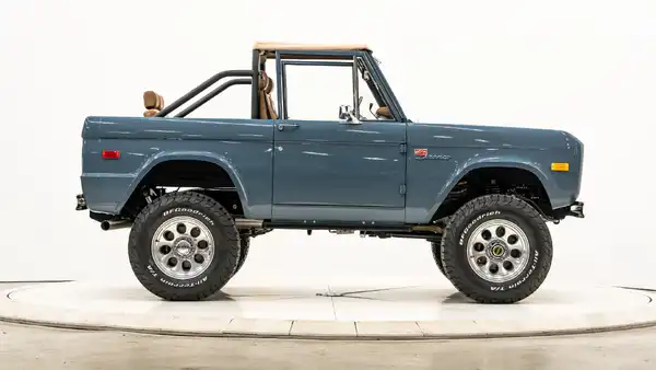1970 Classic Ford Bronco For Sale_8 Passenger Side