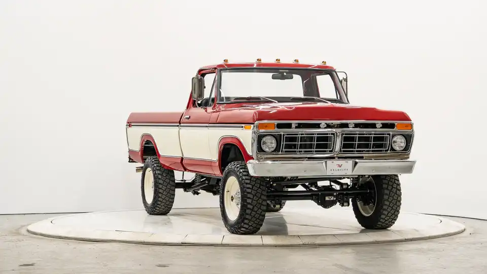 1977 Classic Ford F250 Dentside For Sale_6 Passenger Side Front 