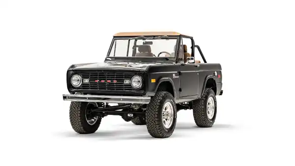 1977 Black Ford Bronco_4 Drivers Side Front_