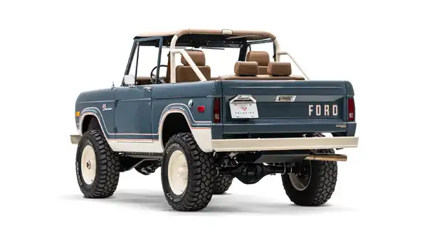 1974 Classic Ford Bronco_12 Driver Side Rear