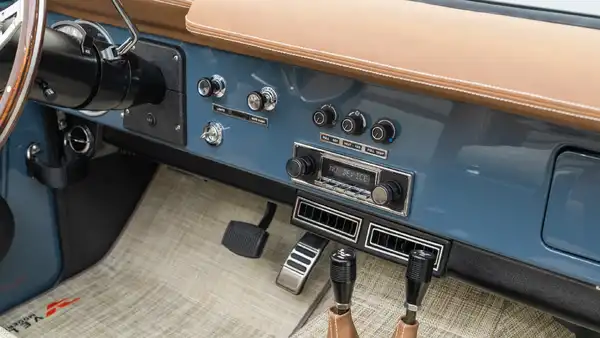 1974 Classic Ford Bronco_18 Interior