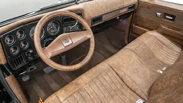 1974 Chevy K10 For Sale_ 14 15 Driver Side Interior