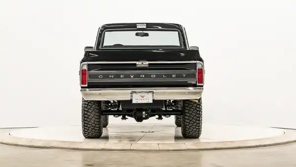 1972 Classic Chevy K10_11 Rear Tailgate