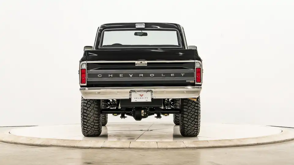 1972 Classic Chevy K10_11 Rear Tailgate