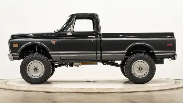 1972 Classic Chevy K10_2 Drivers Side 
