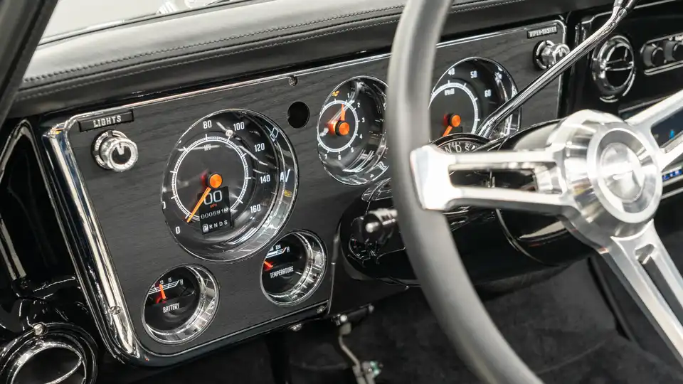 1972 Classic Chevy K10_15 Dakota Digital Gauges