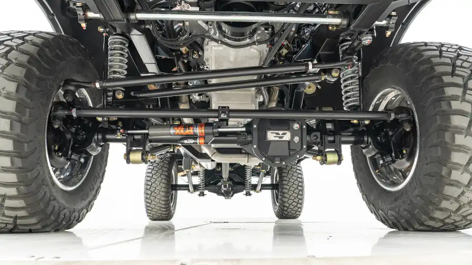 1972 Classic Chevy K10_28 V8 Coyote Engine