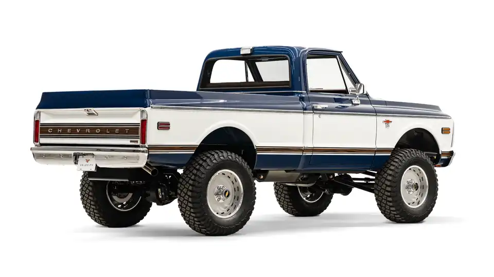 1971 Classic Chevy K10_9 Passenger Side Rear 3