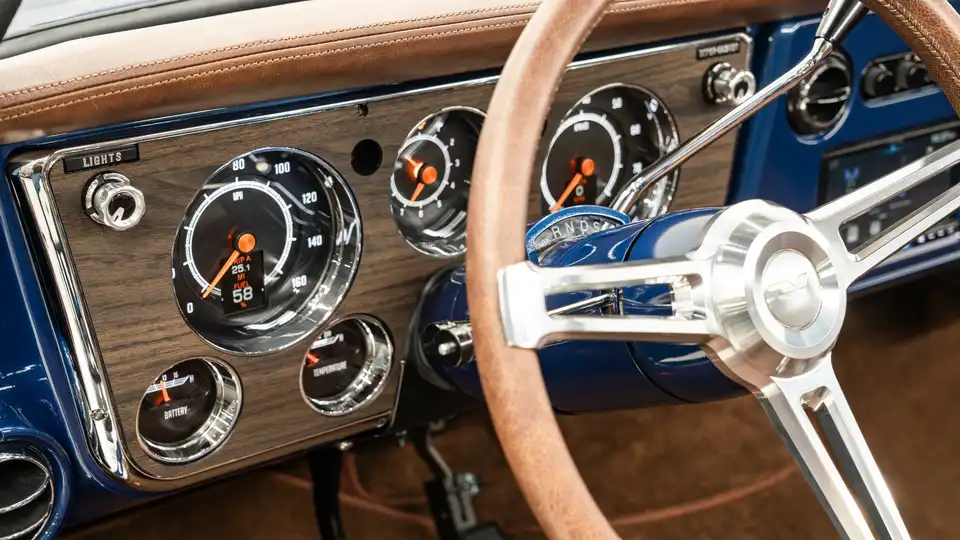 1971 Classic Chevy K10_15 Dakota Digital Gauges