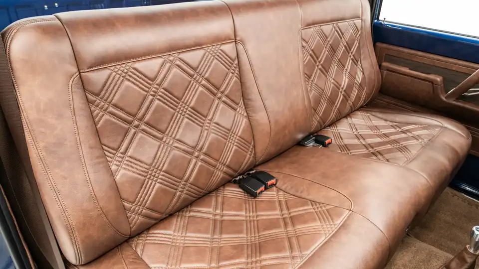 1971 Classic Chevy K10_16 Rear Interior
