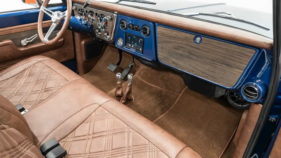 1971 Classic Chevy K10_18 Passenger Side Interior