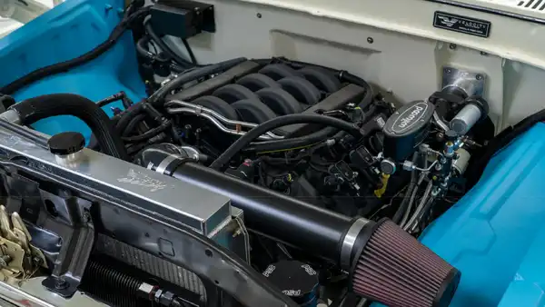 1977 Denside F 250 Restoration_27 Ford Coyote Engine